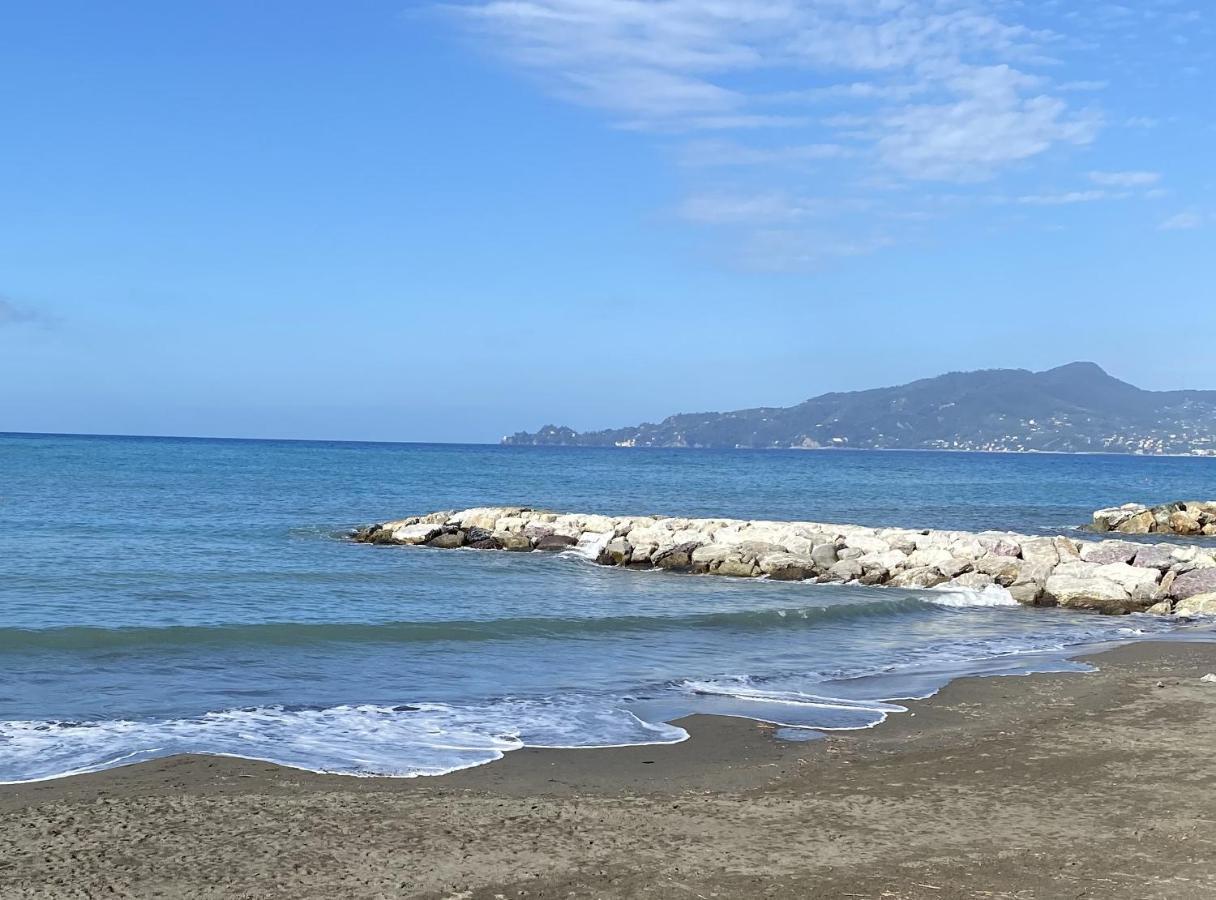 Attico Fronte Mare Residenza Matilde Apartment Chiavari